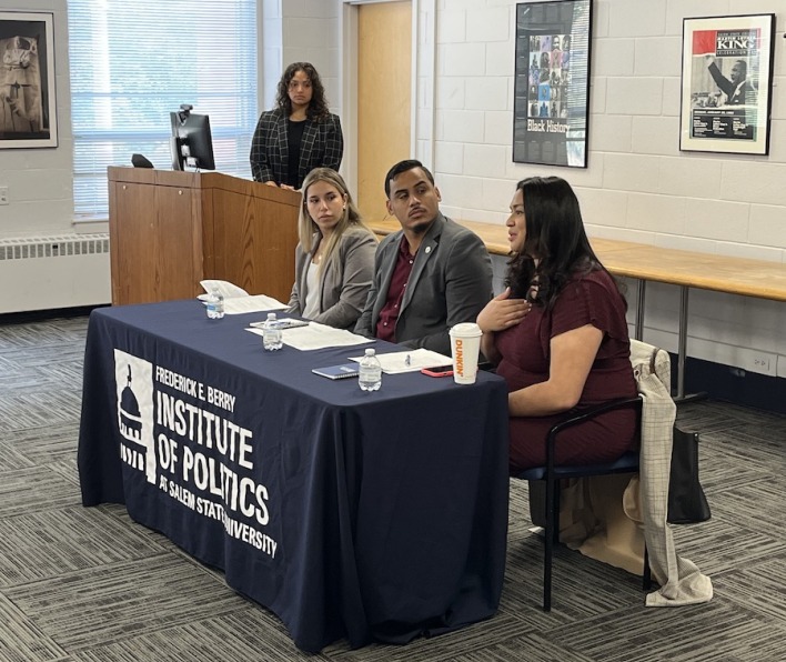 Camila Diaz, State Representative Manny Cruz, and Shantel Alix at the Votar es Poder event